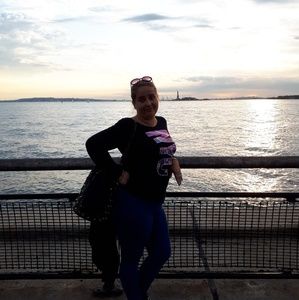 Meet your Posher, Magda